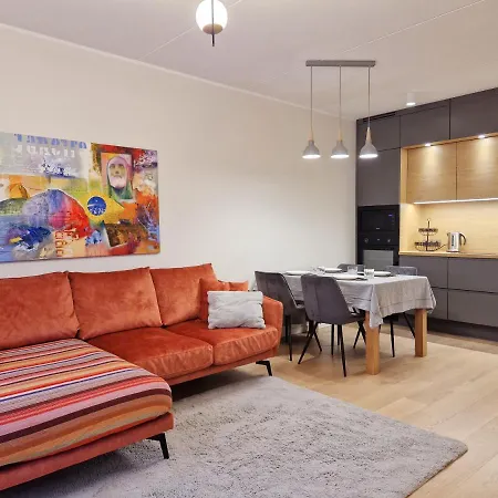 Family Apt, Best Location Reval